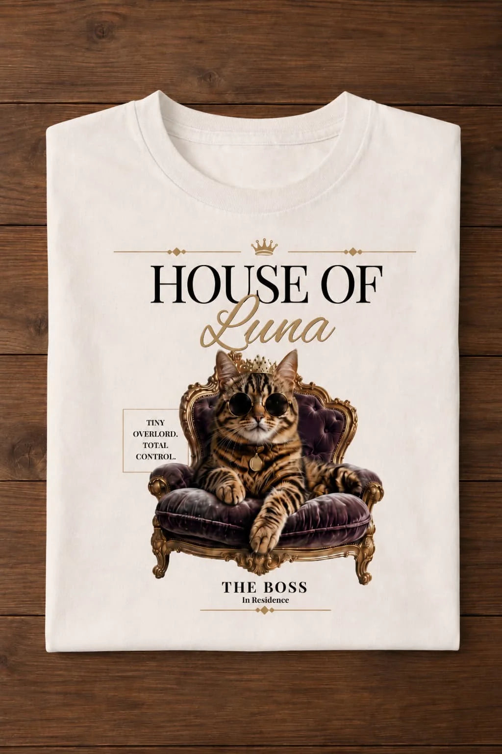 House of Your Cat T-Shirt – Personalisiertes Shirt mit Foto & Name